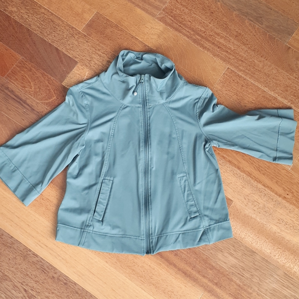 Crop Sleeve Lululemon Jacket